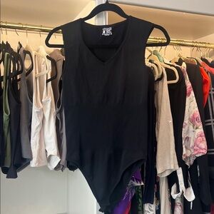 OQQ size large black bodysuit v neck